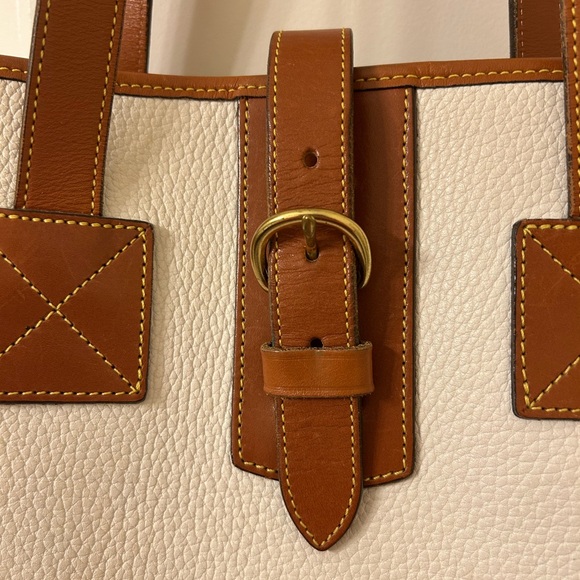 Dooney & Bourke Cream and Tan Tote - Picture 4 of 12